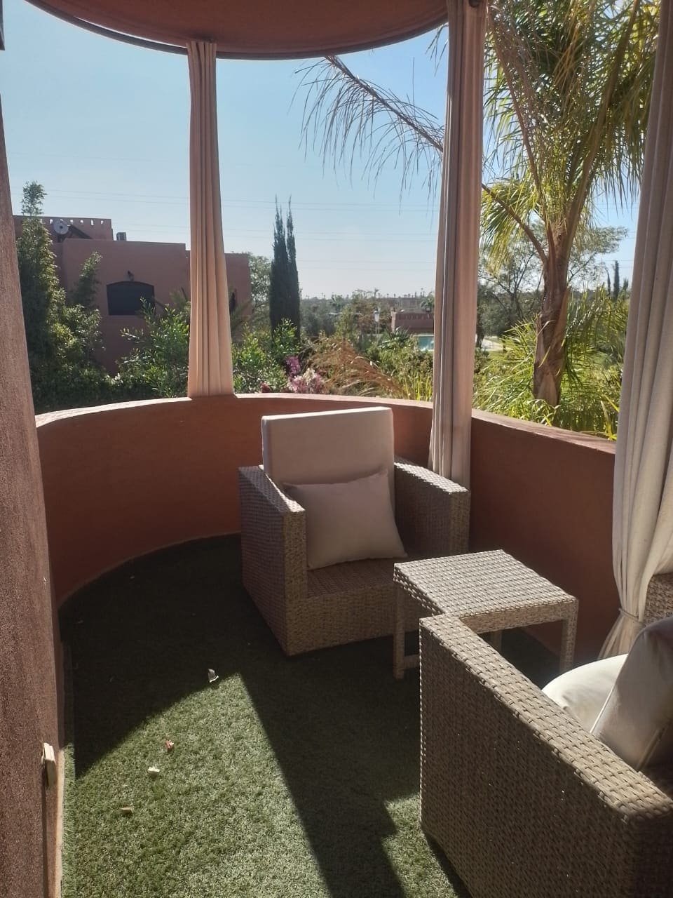 Villa à louer sur la route Fes à Marrakech