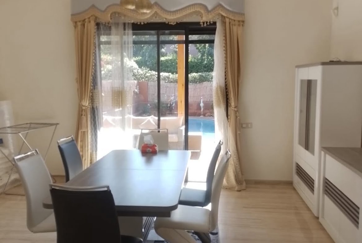 Villa à louer sur la route Fes à Marrakech