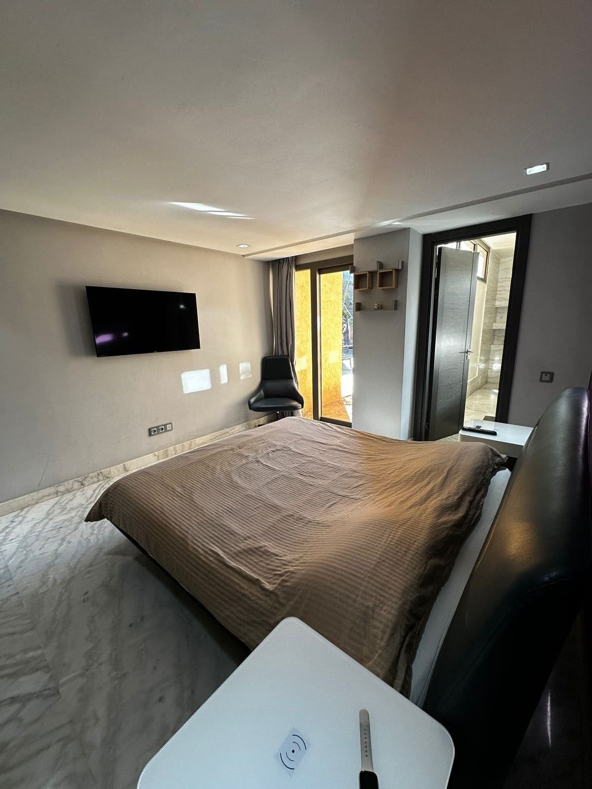 Magnifique villa à vendre sur la Route de Ouarzazate – Proche de l'École Américaine