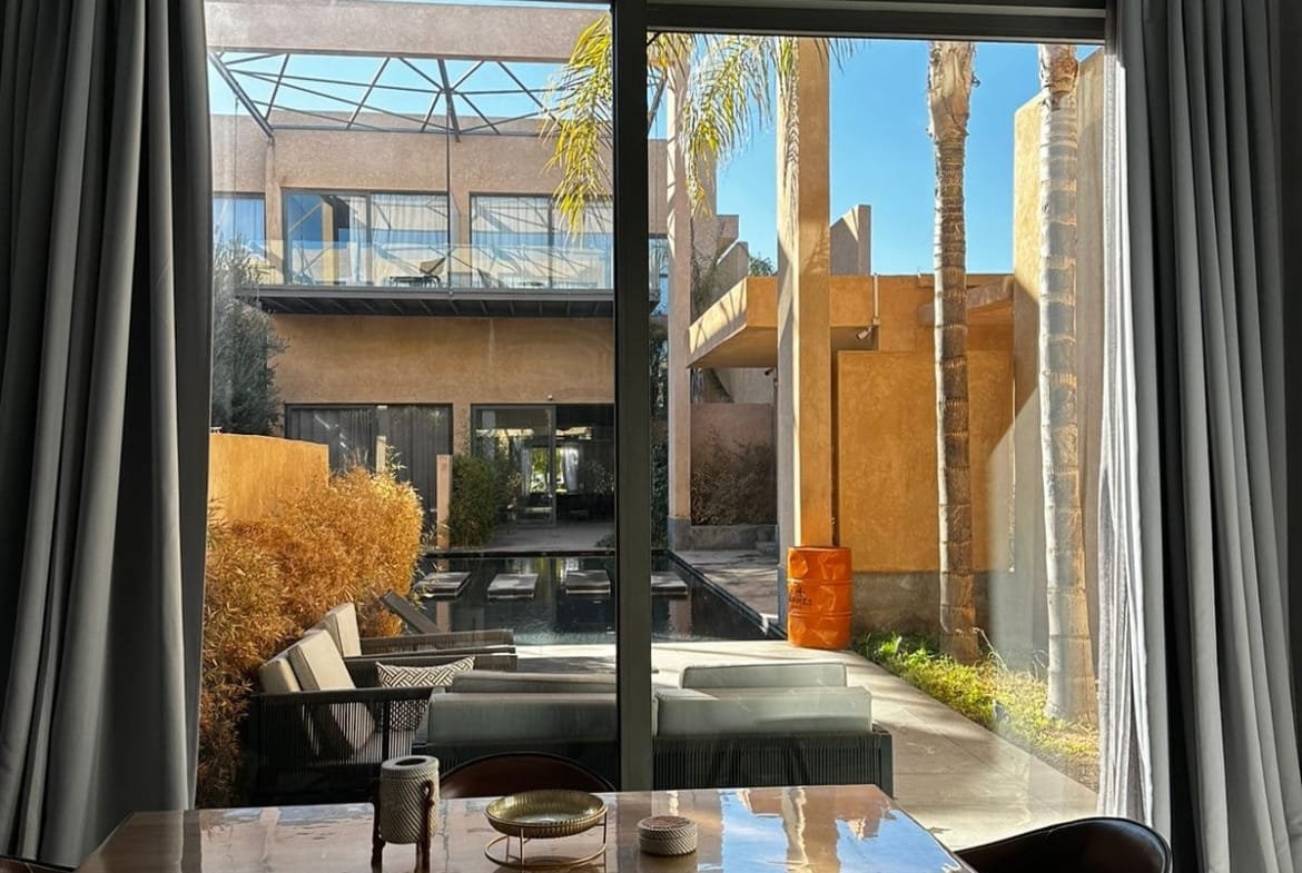 Magnifique villa à vendre sur la Route de Ouarzazate – Proche de l'École Américaine