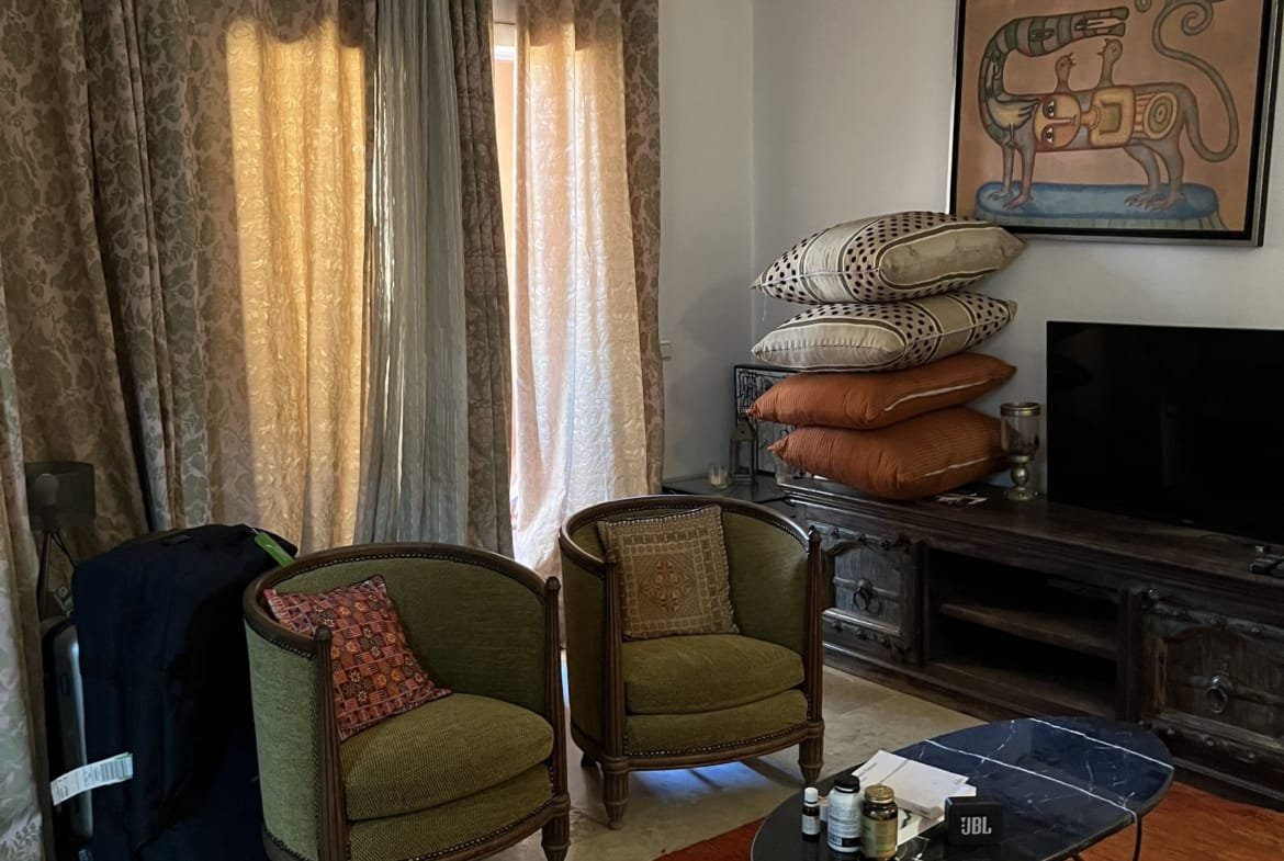 À Vendre : Bel Appartement avec Terrasse et Place de Parking à Majorelle, Marrakech