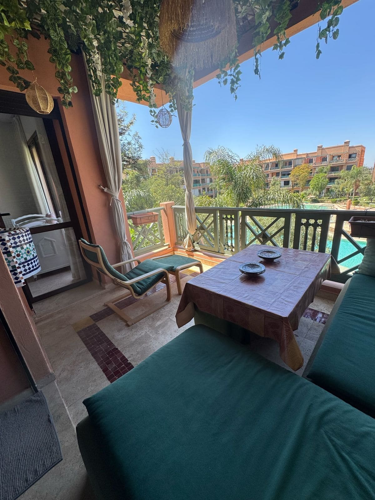 À Vendre : Superbe Appartement Meublé à l’Agdal – Résidence Sécurisée avec Piscine