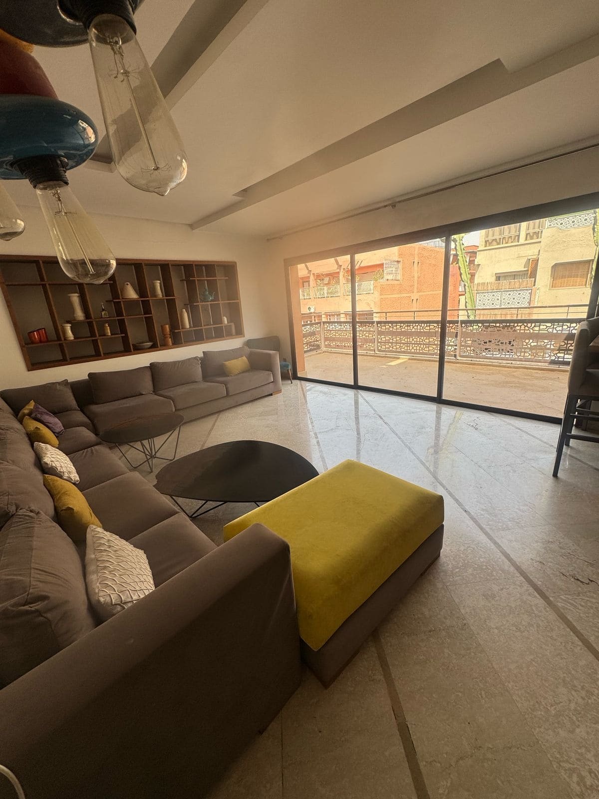 À Vendre : Magnifique Appartement Meublé à Carré Eden – Gueliz