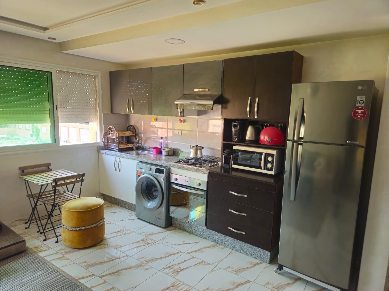 Appartement à louer à Camp Al Ghoul – Confort, Vue et Commodités