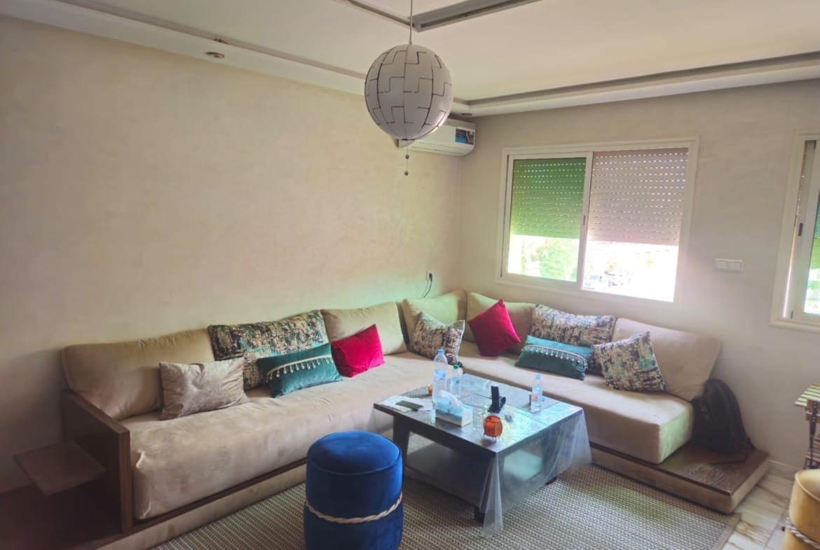 Appartement à louer à Camp Al Ghoul – Confort, Vue et Commodités