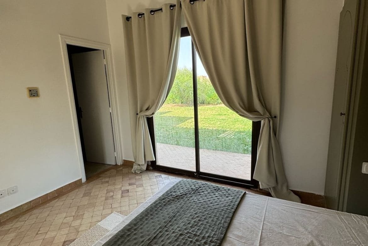 Villa meublée avec piscine à louer Route de Fez