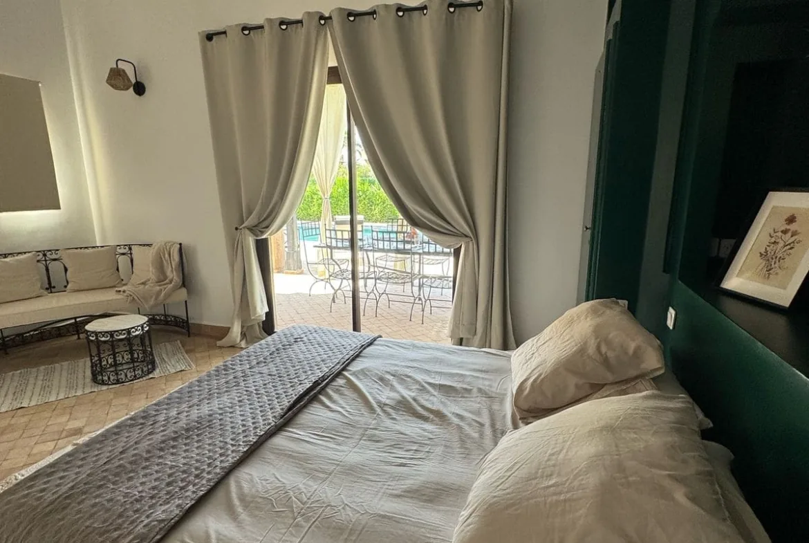 Villa meublée avec piscine à louer Route de Fez