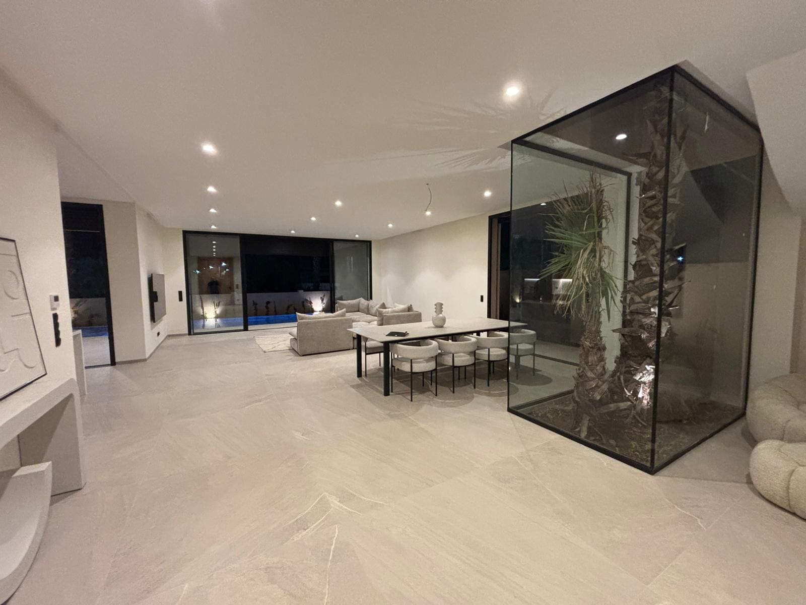 Magnifique villa à vendre – Route de Tahnaoute